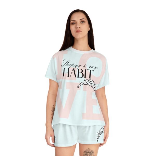 3680822470501975853_2048.jpeg Sleeping is my Habit